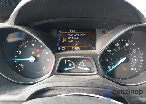 2019 Ford Escape S z USA, uszkodzony, nr VIN 1FMCU0F73KUC45971